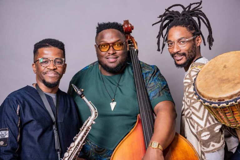 Abathwebuli Trio img